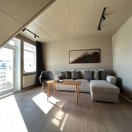 G10 Apartments アークレイリ エクステリア 写真
