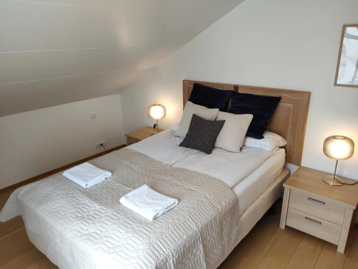 G10 Apartments アークレイリ エクステリア 写真