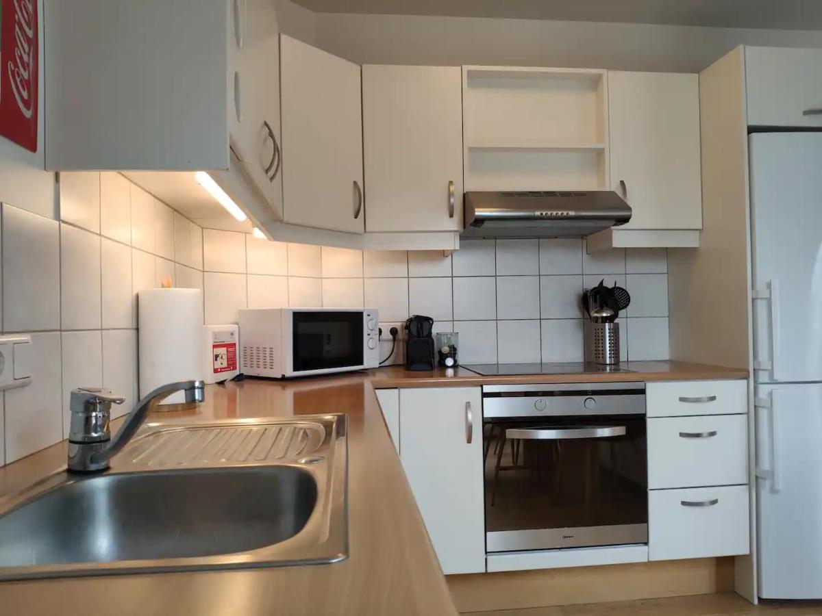 G10 Apartments アークレイリ エクステリア 写真