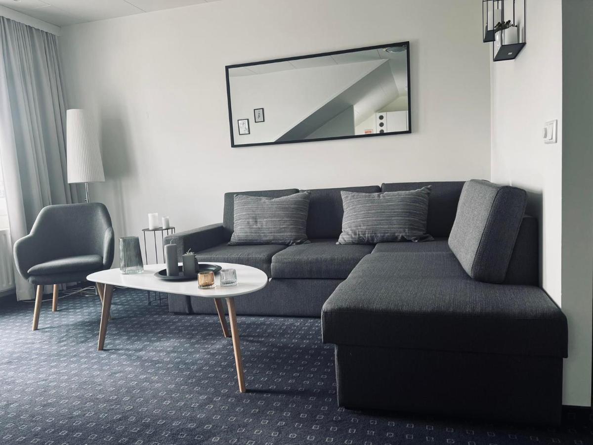 G10 Apartments アークレイリ エクステリア 写真