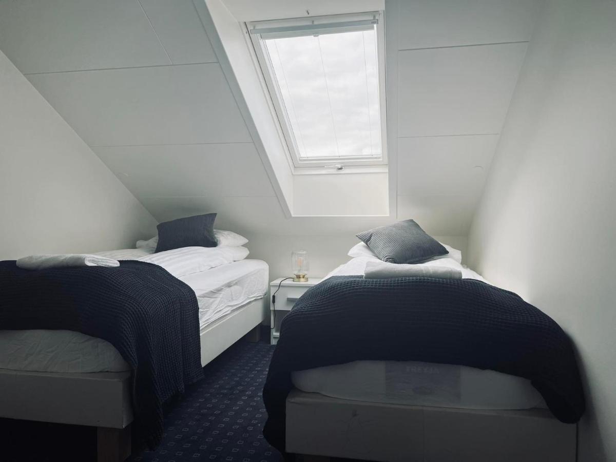 G10 Apartments アークレイリ エクステリア 写真
