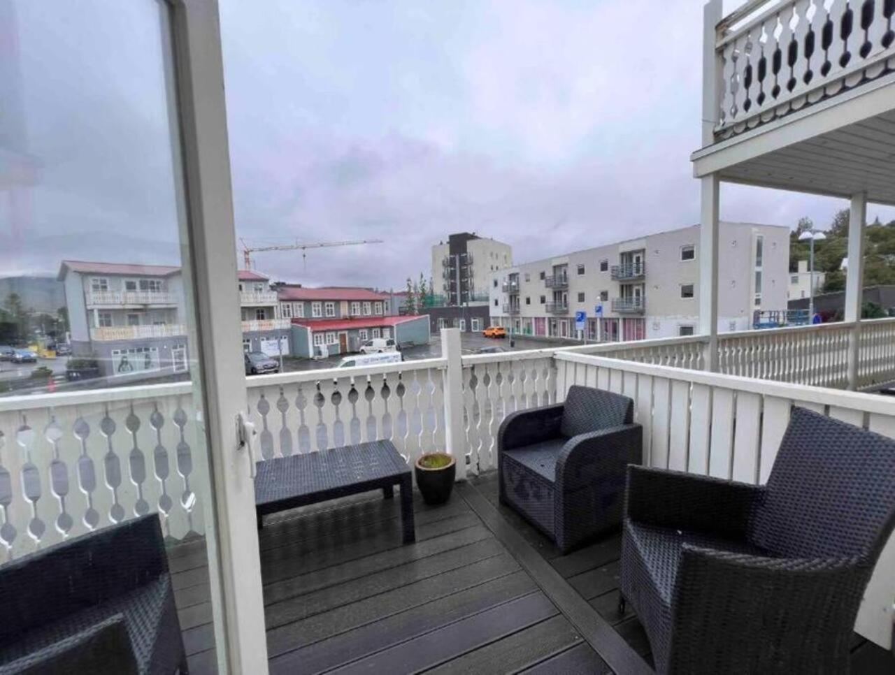G10 Apartments アークレイリ エクステリア 写真