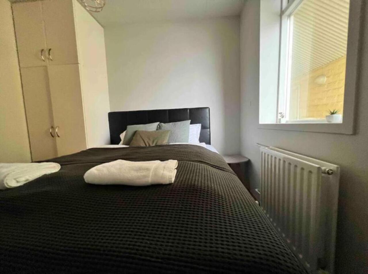 G10 Apartments アークレイリ エクステリア 写真
