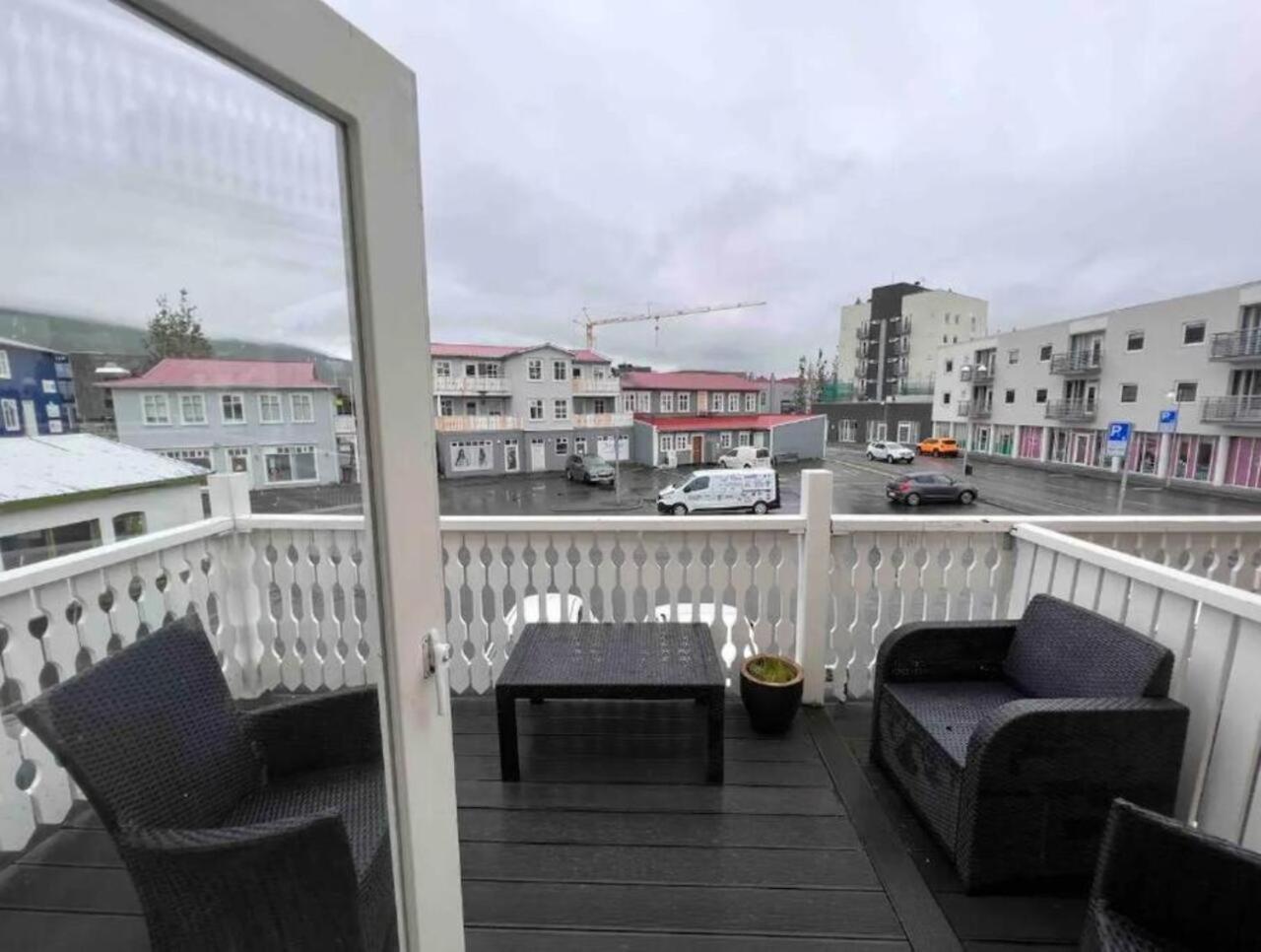 G10 Apartments アークレイリ エクステリア 写真